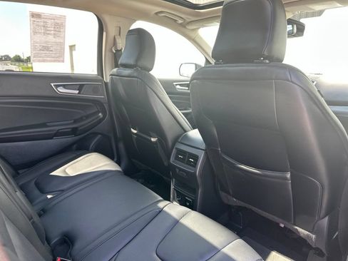 Certified 2022 Ford Edge Titanium w/ Equipment Group 301A AWD/4WD image 32