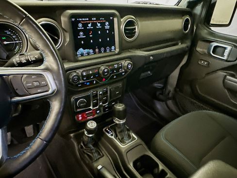 Used 2023 Jeep Wrangler Unlimited Rubicon 4xe w/ Steel Bumper Group image 26