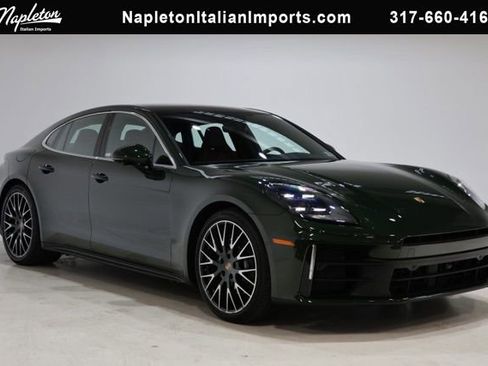 Used 2025 Porsche Panamera 4 image 1