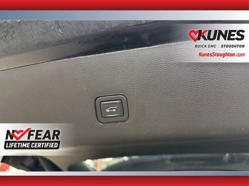 Used 2021 Chevrolet Traverse Premier w/ Redline Edition image 43