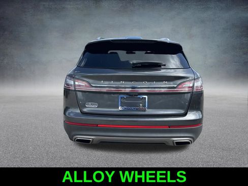 Used 2020 Lincoln Nautilus FWD image 6