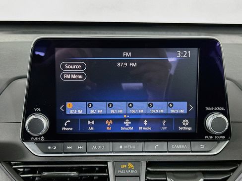 Used 2023 Nissan Altima 2.5 SR FWD image 21