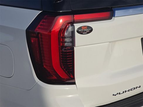 New 2026 GMC Yukon Elevation image 35