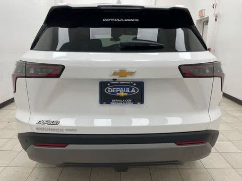 New 2026 Chevrolet Equinox LT AWD/4WD image 18