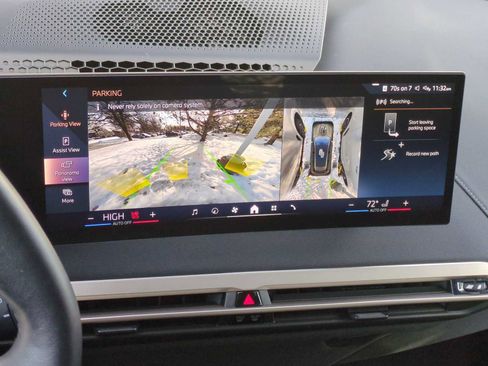 Used 2025 BMW iX xDrive50 image 30