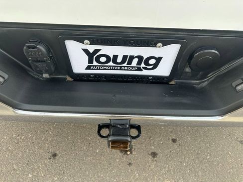 Used 2023 GMC Sierra 1500 SLT image 12