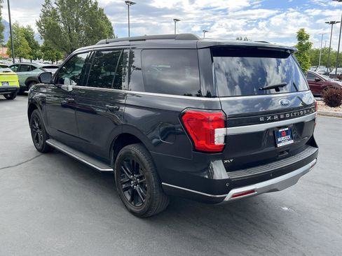 Used 2022 Ford Expedition XLT RWD image 11