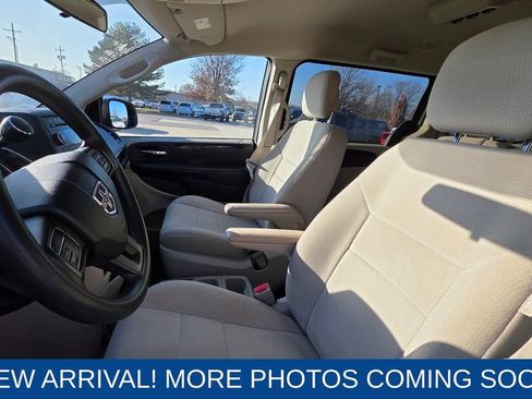 Used 2011 Dodge Grand Caravan Express image 12
