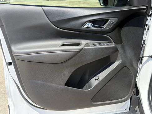 Used 2024 Chevrolet Equinox RS FWD image 10
