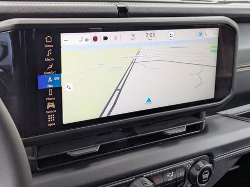 Used 2024 Jeep Wrangler Sahara 4xe w/ Technology Group image 19