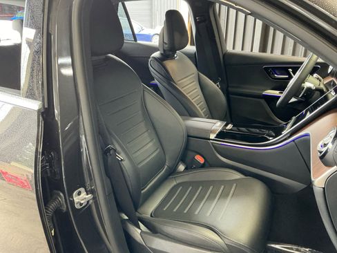 Used 2025 Mercedes-Benz GLC 350e 4MATIC image 21