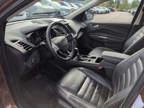 Used 2017 Ford Escape Titanium w/ Canadian Touring Package AWD/4WD image 29