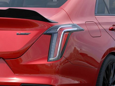 New 2025 Cadillac CT4 V w/ Super Cruise Package image 11