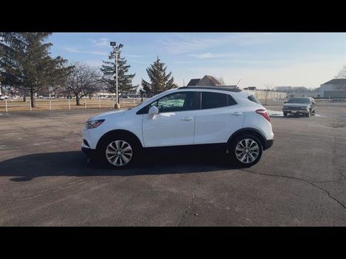 Used 2020 Buick Encore Preferred image 5