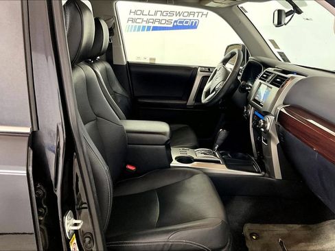 Used 2016 Toyota 4Runner Limited RWD image 6