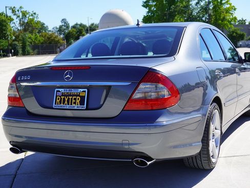 Used 2009 Mercedes-Benz E 350 Sedan image 9