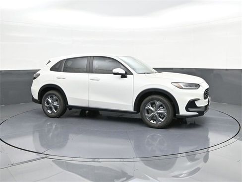 New 2026 Honda HR-V LX image 13