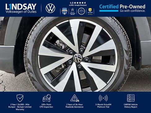 Used 2022 Volkswagen Taos SE w/ Panoramic Sunroof Package image 8