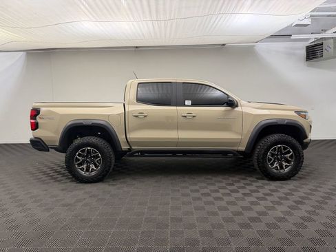 Used 2024 Chevrolet Colorado ZR2 w/ ZR2 Convenience Package III image 8