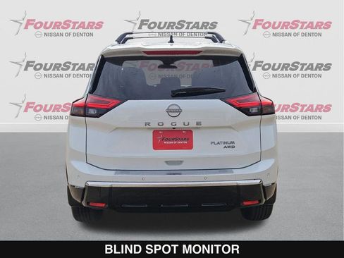 New 2026 Nissan Rogue Platinum image 5