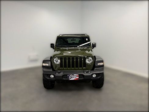 Used 2023 Jeep Wrangler Sport S image 5