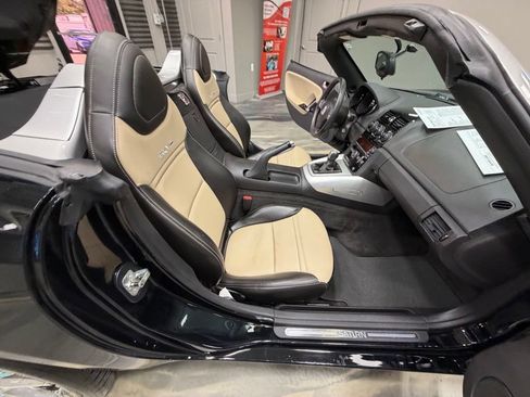Used 2008 Saturn Sky Red Line RWD image 36