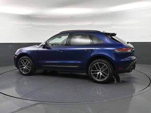 Certified 2026 Porsche Macan AWD/4WD image 7
