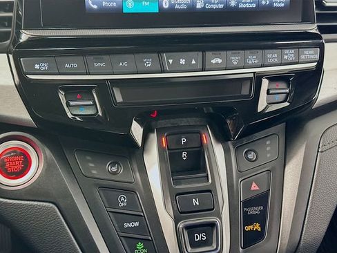 Used 2025 Honda Odyssey EX-L image 15