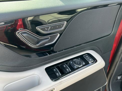 New 2026 Lincoln Aviator 2WD image 24