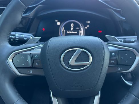 Used 2024 Lexus RZ 300e Premium image 29