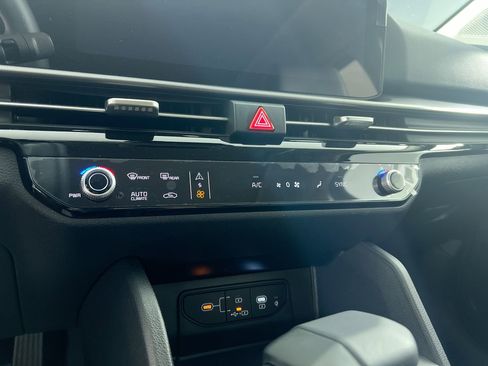 New 2026 Kia Sportage SX image 26