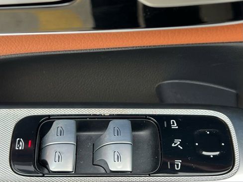 Certified 2023 Mercedes-Benz GLC 300 4MATIC image 42