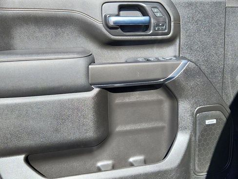 Used 2023 GMC Sierra 2500 AT4 w/ AT4 Preferred Package image 18