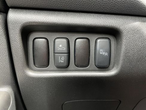 Used 2025 Mitsubishi Outlander Sport SE AWD/4WD image 33