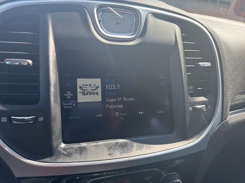 Used 2023 Chrysler 300 Touring L w/ Popular Equipment Group image 12