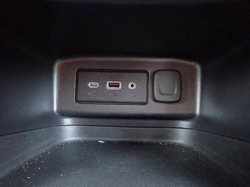 Used 2024 Chevrolet Equinox LT image 23