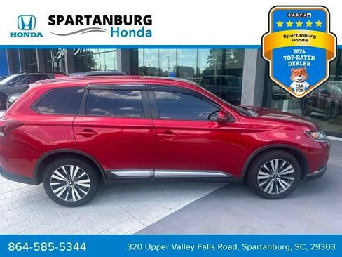Used 2020 Mitsubishi Outlander SE FWD image 1