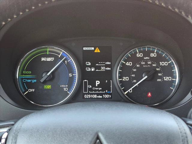 Used 2022 Mitsubishi Outlander GT AWD/4WD image 11