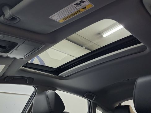 Used 2023 Acura Integra image 23