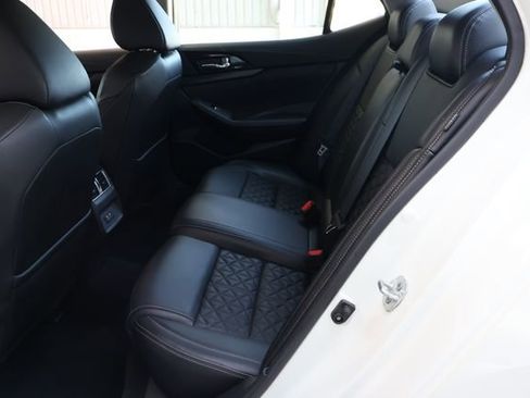 Used 2021 Nissan Maxima Platinum w/ Sport Mat Group FWD image 15