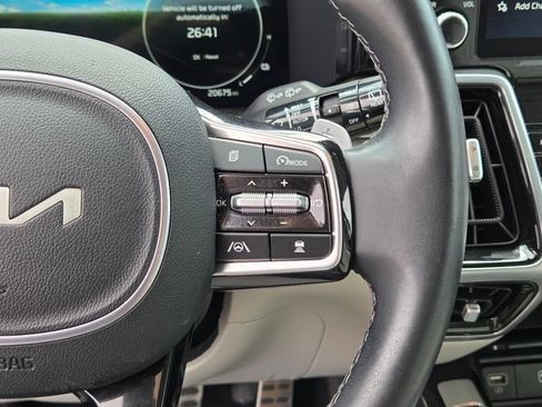 Certified 2024 Kia Sorento SX Prestige AWD/4WD image 20