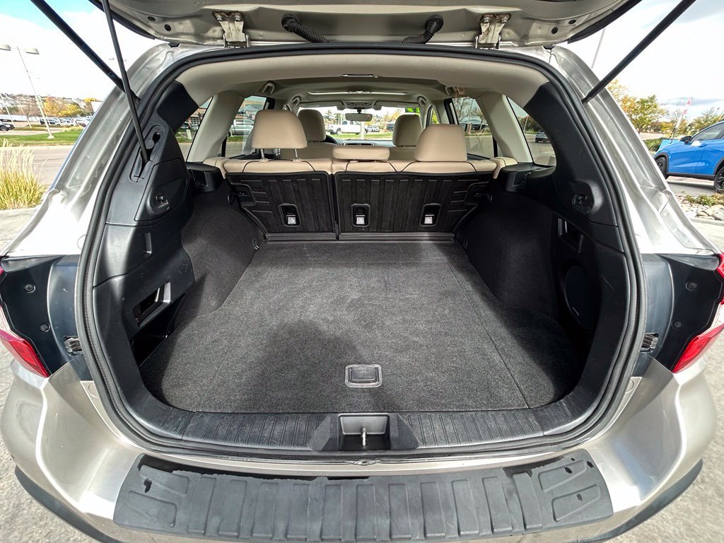 Used 2019 Subaru Outback 3.6R Limited w/ Popular Package #2 AWD/4WD image 27
