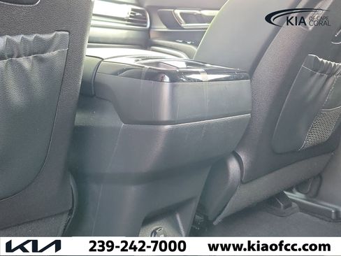 Certified 2023 Kia Telluride LX FWD image 14