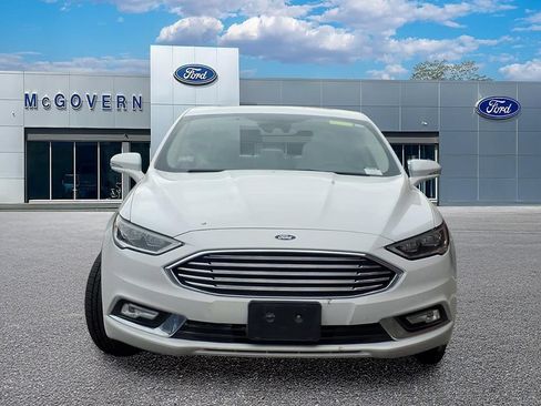 Used 2017 Ford Fusion Titanium FWD image 3