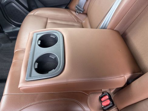 Used 2020 Subaru Outback Touring XT image 12