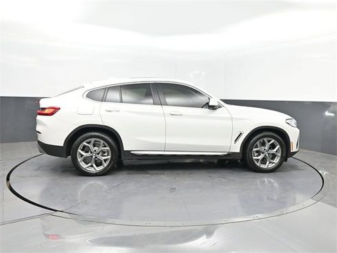 Used 2023 BMW X4 xDrive30i w/ Convenience Package image 34