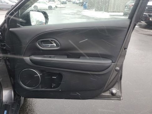 Certified 2018 Honda HR-V EX-L image 32