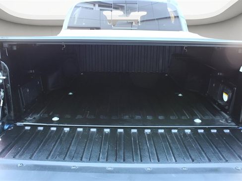 Certified 2018 Toyota Tacoma TRD Sport image 21