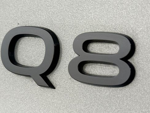 Used 2024 Audi Q8 e-tron Premium AWD/4WD image 10