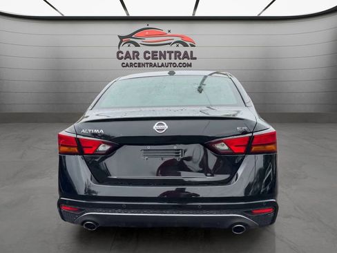 Used 2022 Nissan Altima 2.5 SR FWD image 3